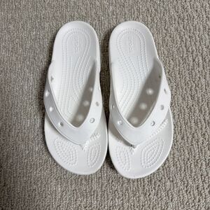 Crocs Sandals Baya II Flip Flops/White Women’s Size 6